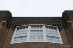 Kozijnen bovenste etage en siermetselwerk.
<br/>
Annemarieke Verheij, 2015-10-24